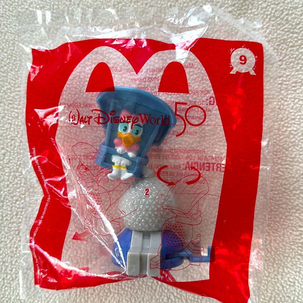 McDonald’s Daisy at Epcot Soarin Around the World